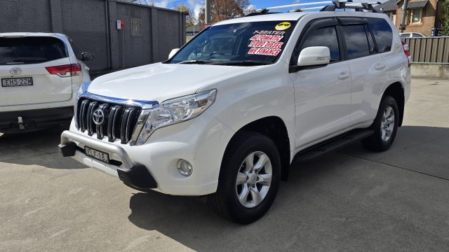 2012 Toyota Prado - Image 8