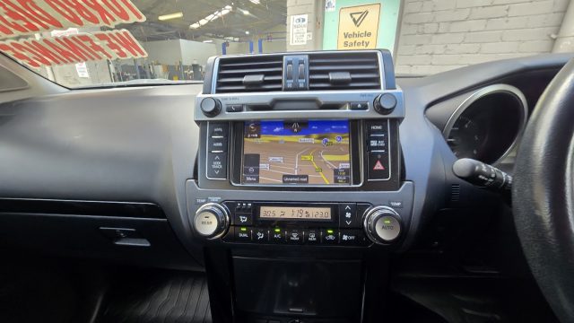2012 Toyota Prado - Image 18