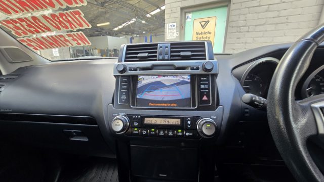 2012 Toyota Prado - Image 19