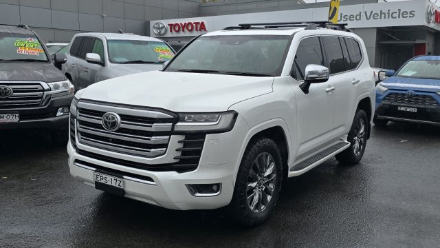 2021 Toyota LandCruiser - Image 3