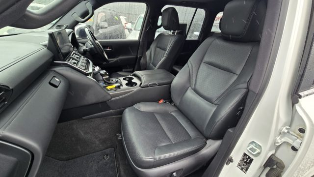 2021 Toyota LandCruiser - Image 12