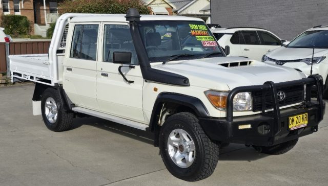 2021 Toyota LandCruiser Military - Image 3