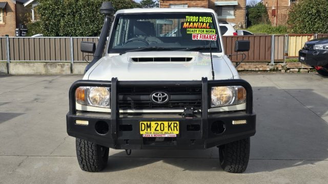2021 Toyota LandCruiser Military - Image 5
