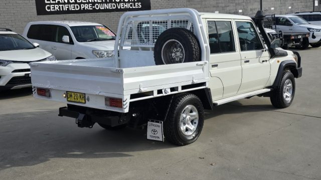 2021 Toyota LandCruiser Military - Image 10