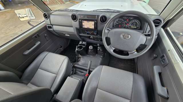 2021 Toyota LandCruiser Military - Image 2