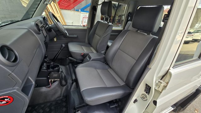 2021 Toyota LandCruiser Military - Image 15