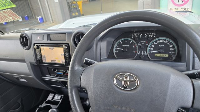 2021 Toyota LandCruiser Military - Image 18