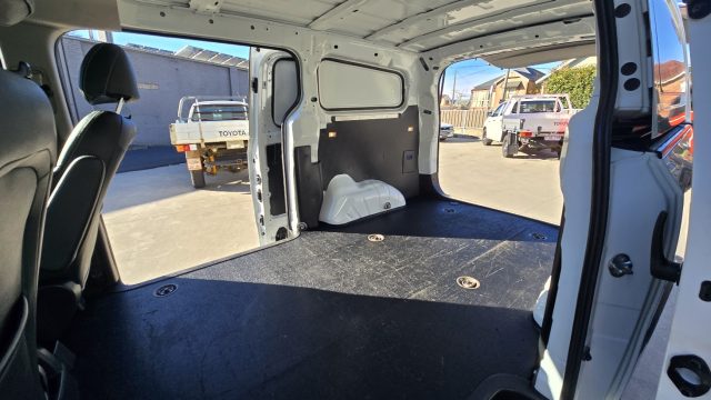 2020 LDV G10 - Image 11