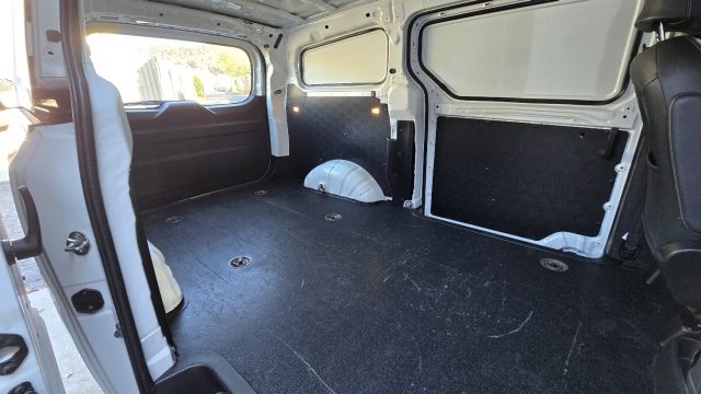 2020 LDV G10 - Image 13