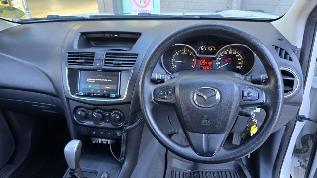 MAZDA BT-50 - Image 15