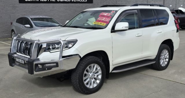 2021 Toyota Prado - Image 3