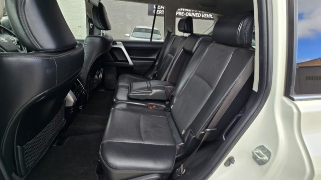 2021 Toyota Prado - Image 17
