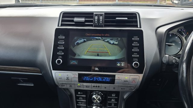 2021 Toyota Prado - Image 22