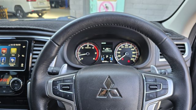 2023 MITSUBISHI TRITON - Image 19