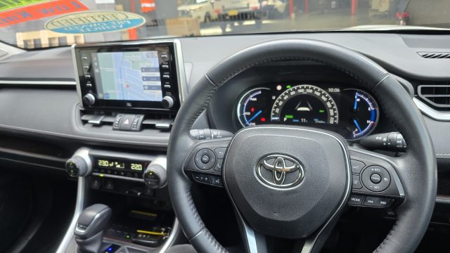 2021 Toyota Rav4 Hybrid - Image 19