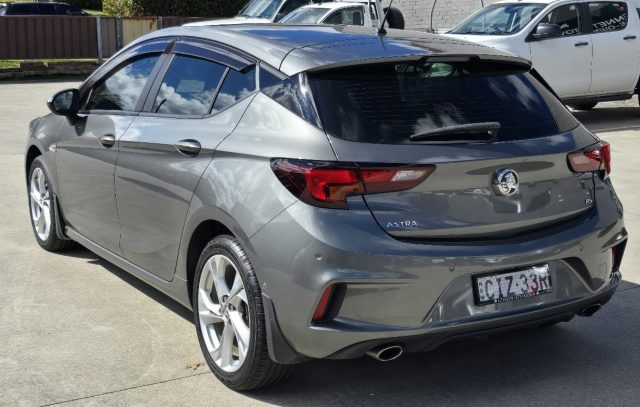 2016 Holden ASTRA - Image 12