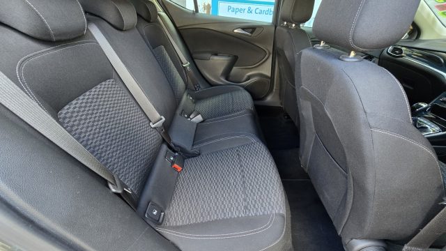 2016 Holden ASTRA - Image 14