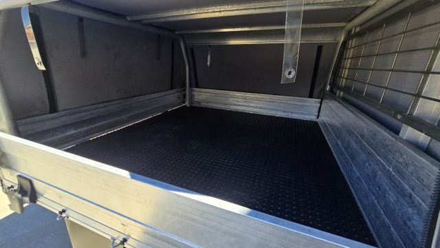 2012 MAZDA BT-50 - Image 17