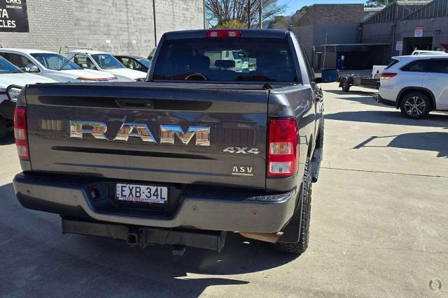 2018 Ram Truck RAM TRUCK 1500 - Image 9
