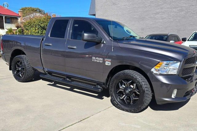 2018 Ram Truck RAM TRUCK 1500 - Image 10