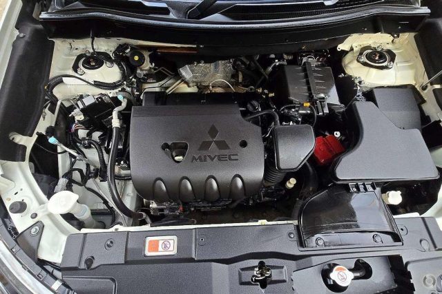2019 MITSUBISHI OUTLANDER - Image 5