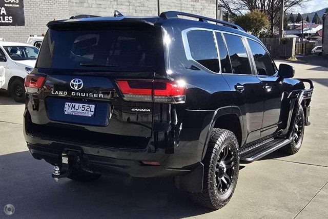 2022 Toyota LandCruiser - Image 3