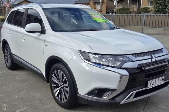 2019 MITSUBISHI OUTLANDER - Image 20