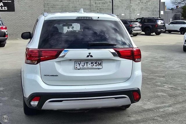 2019 MITSUBISHI OUTLANDER - Image 24