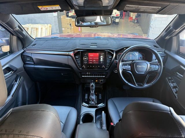 2025 ISUZU D-MAX - Image 22
