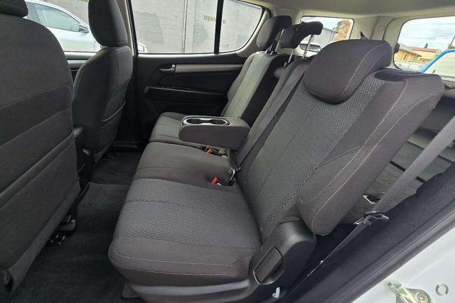 2019 Holden TRAILBLAZER - Image 4