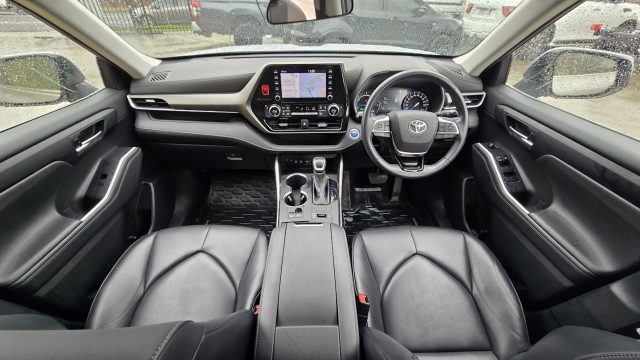 2021 Toyota Kluger Hybrid - Image 6