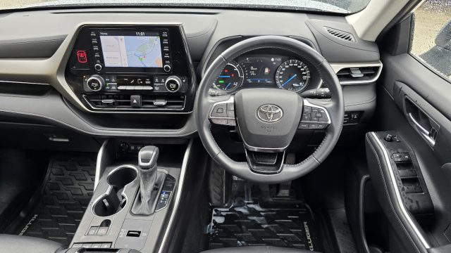 2021 Toyota Kluger Hybrid - Image 7