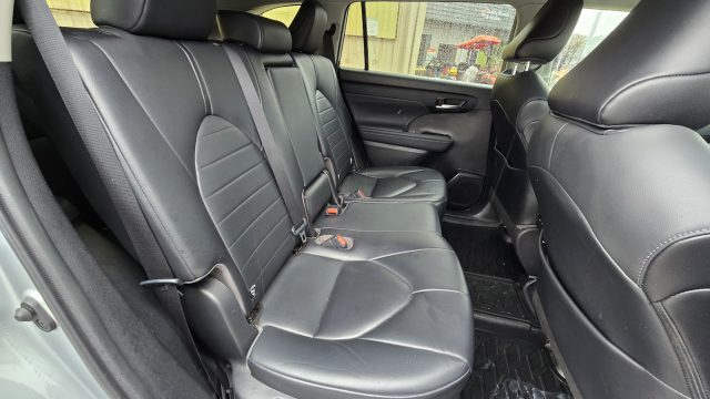 2021 Toyota Kluger Hybrid - Image 9