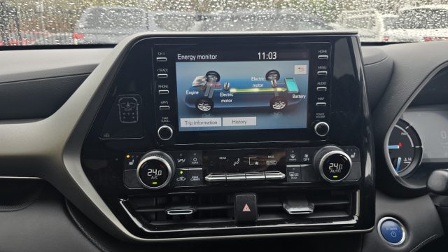 2021 Toyota Kluger Hybrid - Image 18
