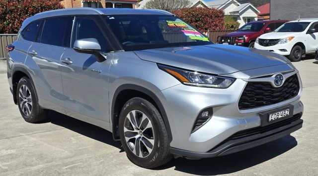 2021 Toyota Kluger Hybrid - Image 3