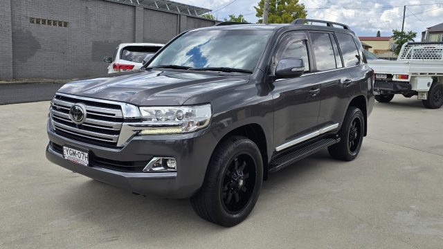 2016 Toyota LandCruiser - Image 5