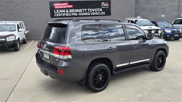 2016 Toyota LandCruiser