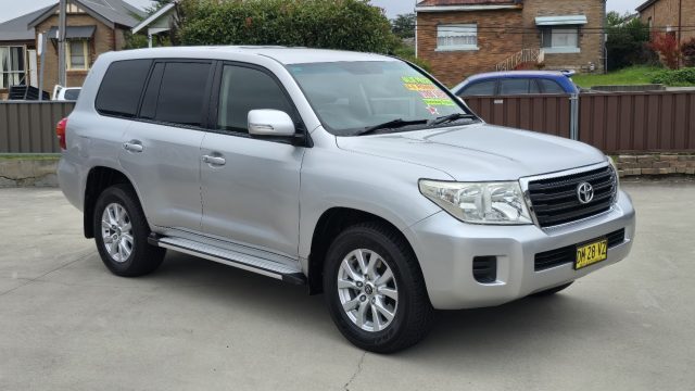 2014 Toyota LandCruiser - Image 5
