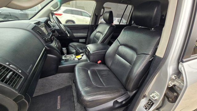 2014 Toyota LandCruiser - Image 20