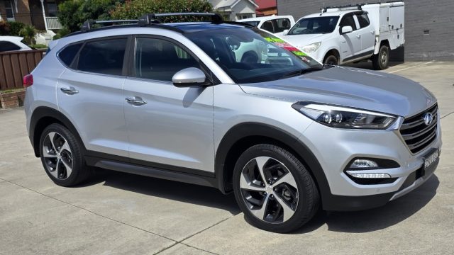 2016 Hyundai TUCSON - Image 3