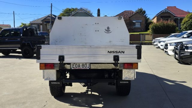 2021 NISSAN NAVARA - Image 8