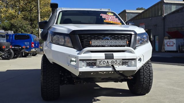 2021 NISSAN NAVARA - Image 14