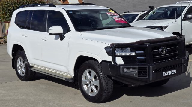 2022 Toyota LandCruiser - Image 4