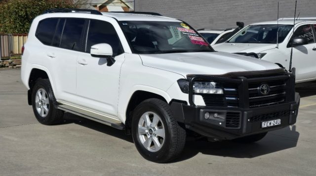 2022 Toyota LandCruiser - Image 5