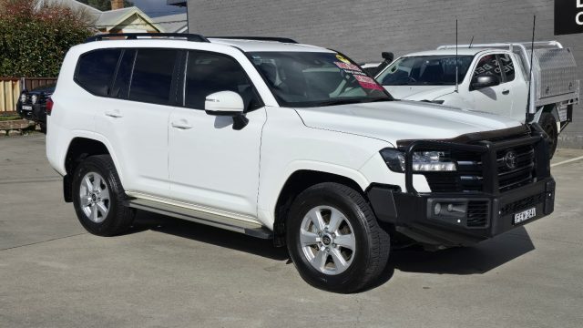 2022 Toyota LandCruiser - Image 6