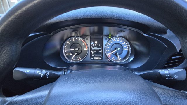 2020 Toyota Hilux - Image 15