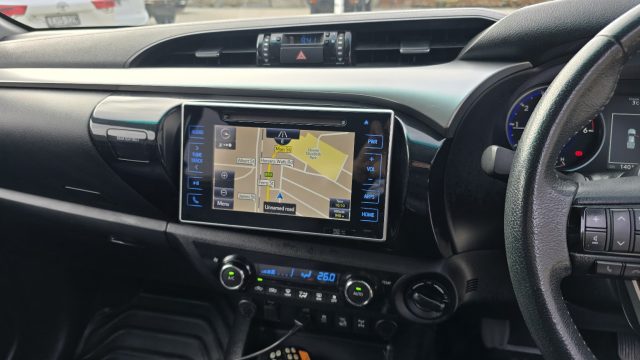 2017 Toyota Hilux - Image 3