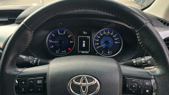 2017 Toyota Hilux - Image 22