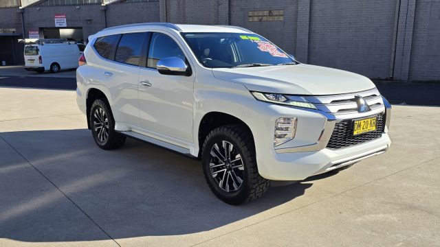 2022 MITSUBISHI PAJERO SPORT - Image 6