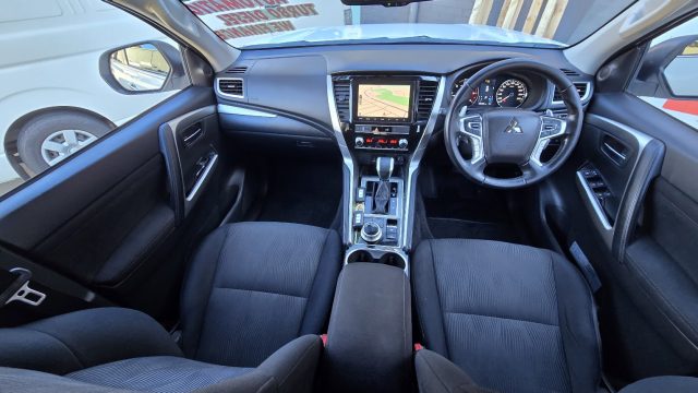 2022 MITSUBISHI PAJERO SPORT - Image 2